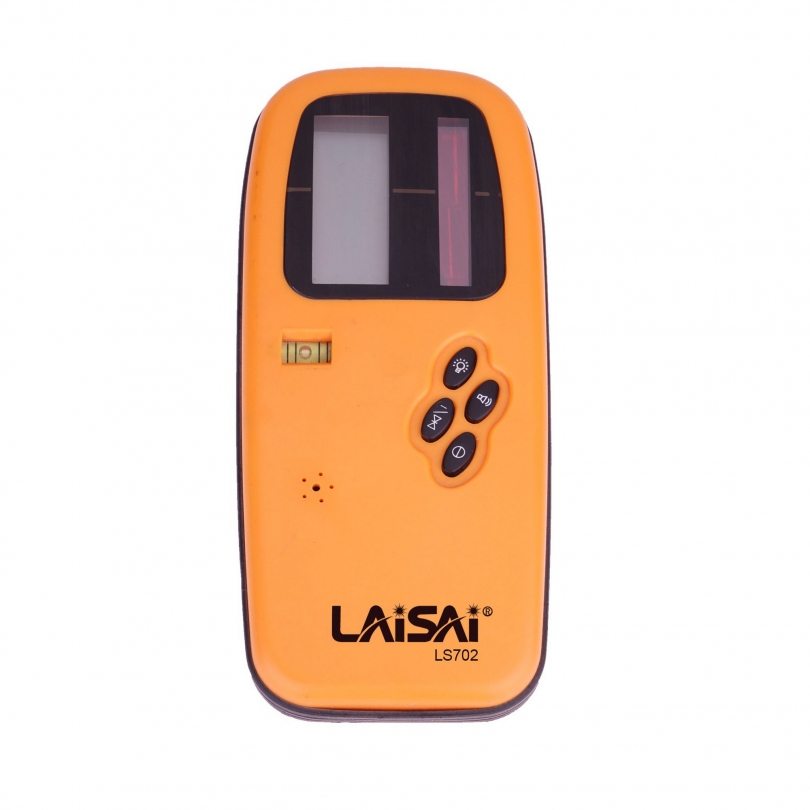 LS702